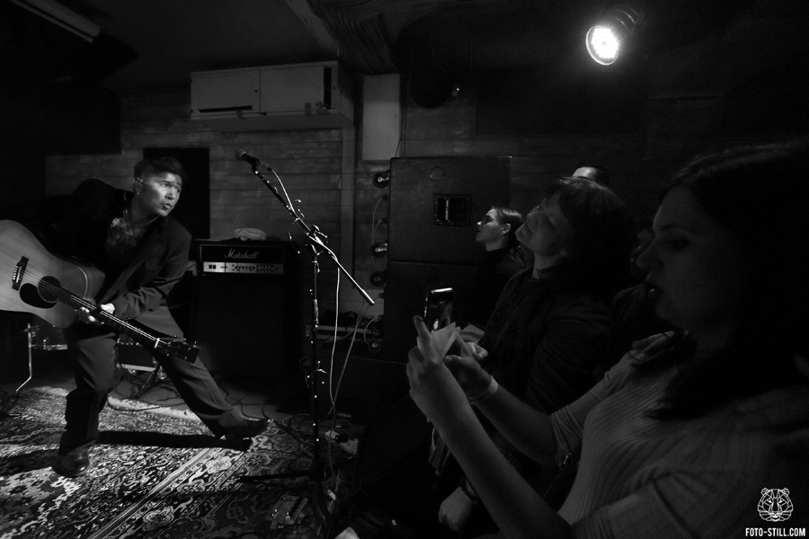 Simone “Hellvis” Salvatori — Spiritual Front в More Music Club, Одесса, Украина 2019 год.
Фотограф - Александр Воропаев aka foto-still